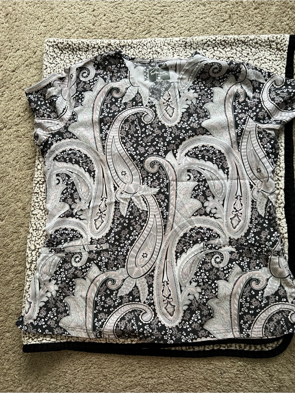 Black & White Paisley Print scrub top